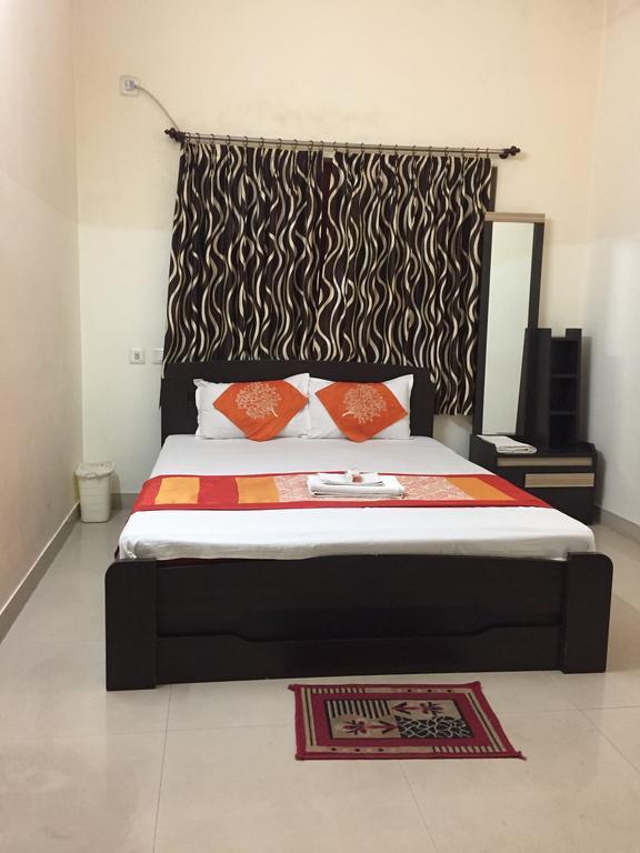 Lake Land Guest House Kolkata Exterior photo